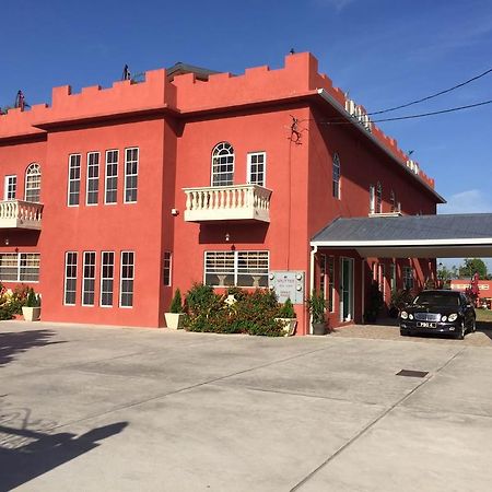 Montecristo Inn Piarco 外观 照片